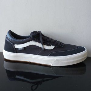 Vans Men's Gilbert Crockett Leather Suede / Canvas Sneaker